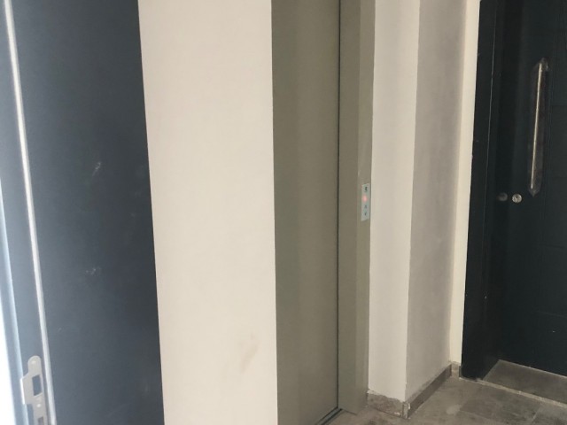 ORTAKÖY DE TÜRK KOÇANLI SATILIK 2+1 PENTHOUSE..