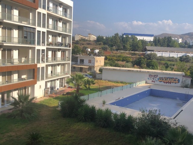 FULLY FURNISHED 1 + 1 APARTMENT FOR SALE IN WALKING DISTANCE FROM THE EUROPEAN UNIVERSITY OF LEFKE.. ** 