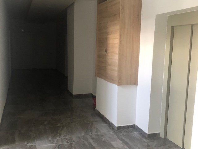 FULLY FURNISHED 2 + 1 APARTMENT FOR SALE IN WALKING DISTANCE FROM THE AMERICAN UNIVERSITY OF LEFKE.. ** 