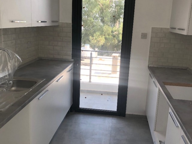 3+1 WOHNUNG ZUM VERKAUF IN ORTAKÖY/NIKOSIA SEHR PRIVAT..0533 859 21 66 ** 