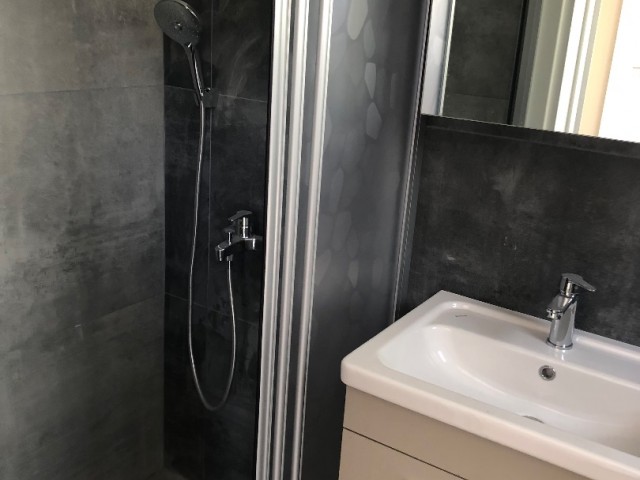 3+1 WOHNUNG ZUM VERKAUF IN ORTAKÖY/NIKOSIA SEHR PRIVAT..0533 859 21 66 ** 