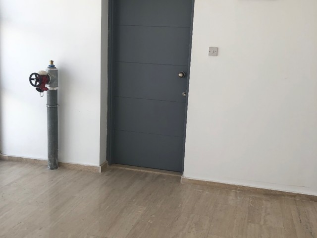 ZERO 2 + 1 APARTMENT FOR SALE IN KÜÇÜKKAYMAKLI.. 0533 859 21 66 ** 