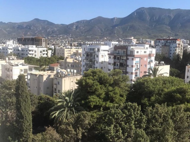 1+1 und 2+1 Wohnungen zur Miete im Zentrum von Kyrenia ** 