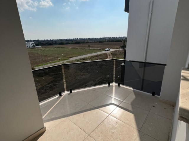 Flat For Sale in Küçük Kaymaklı, Nicosia