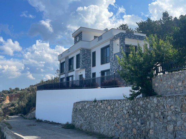 Villa Kaufen in Karşıyaka, Kyrenia