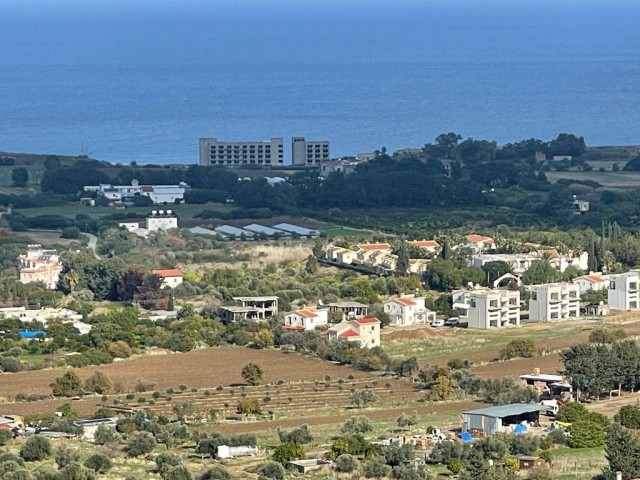 ویلا برای فروش in Karşıyaka, گیرنه