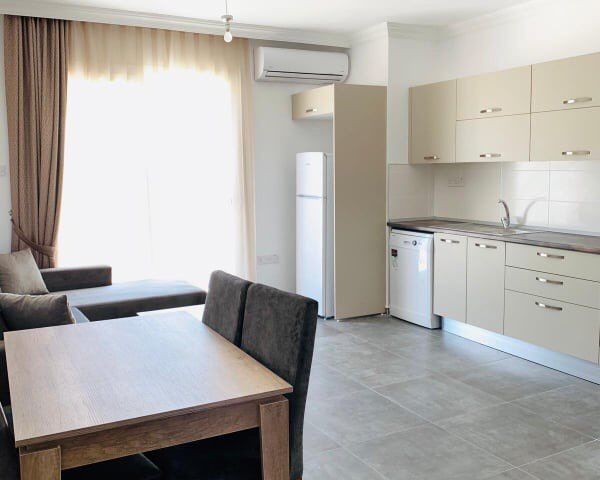 Flat To Rent in Karaoğlanoğlu, Kyrenia