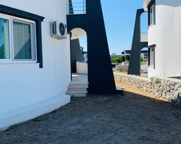 Flat To Rent in Karaoğlanoğlu, Kyrenia