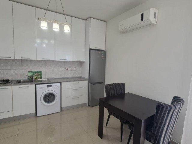 Flat To Rent in Alsancak, Kyrenia