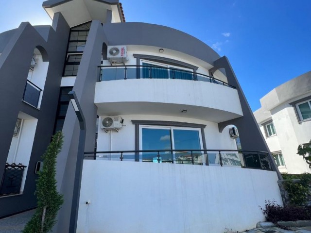 1+1 FLAT FOR SALE IN KYRENIA KARAOĞLANOĞLU REGION.....CONTACT....0548 856 86 70