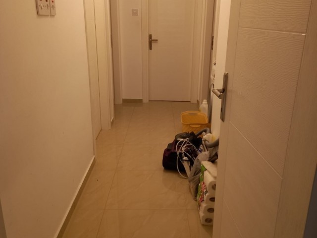 3+1 WOHNUNG ZU VERKAUFEN MIT EIGENEM SCHLAFZIMMER IN ORTAKOY/LEFKOŞA MIT TÜRKISCHEM AUFZUG. .  0533 859 21 66