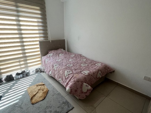 KÜÇÜKKAYMAKLI/LEFKOŞA DA  ASANSÖR LÜ FULL EŞYALI KİRACILI SATILIK 2+1 DAİRE