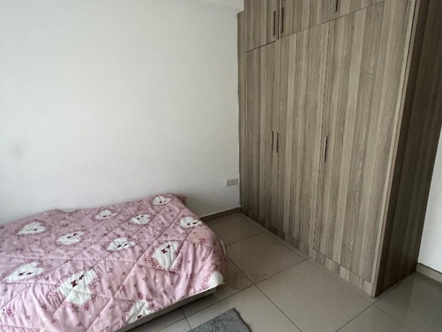 KÜÇÜKKAYMAKLI/LEFKOŞA DA  ASANSÖR LÜ FULL EŞYALI KİRACILI SATILIK 2+1 DAİRE