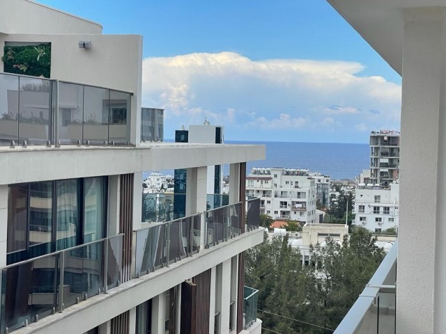 Girne merkez satılık penthouse 