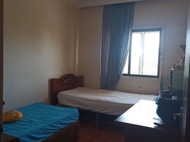 3+1 flat for sale in Nicosia Küçük Kaymaklı