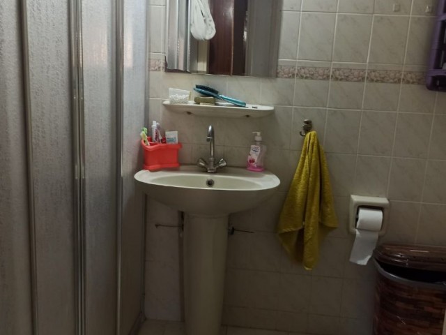 3+1 flat for sale in Nicosia Küçük Kaymaklı