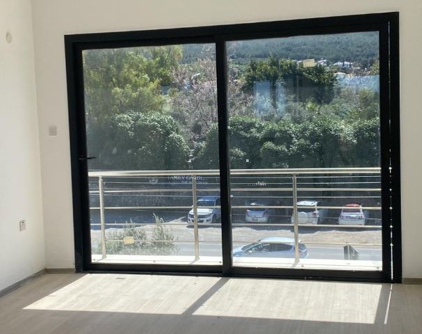 2+1 flat for sale in KYRENIA Lap