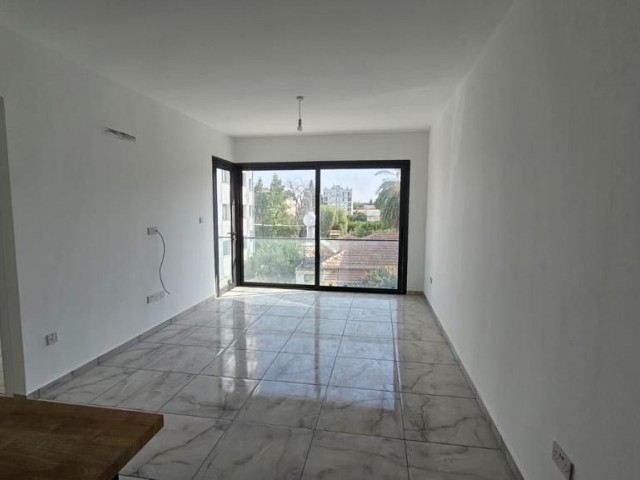 2+1 WOHNUNG ZUM VERKAUF IN NICOSIA / YENISEHİR…