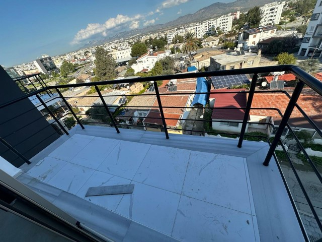 LEFKOŞA / KIZILBAŞ MEVKİNDE YENİ  3+1 SATILIK SIFIR DAİRE. 