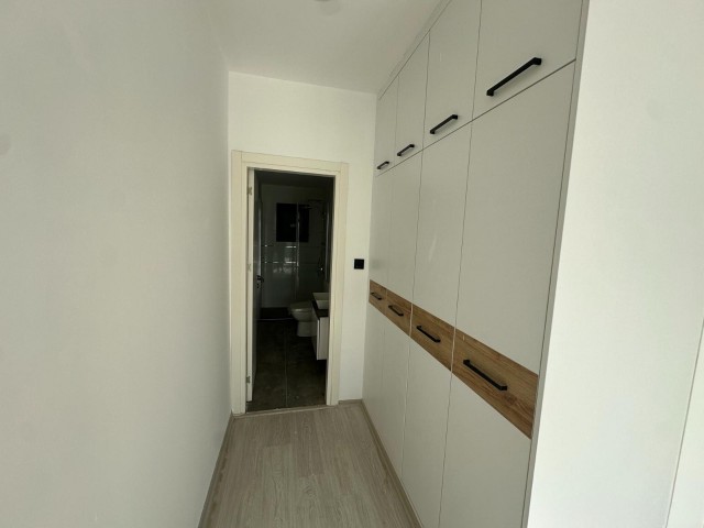 آپارتمان 3+1 برای فروش با منظره دریا در Esentepe