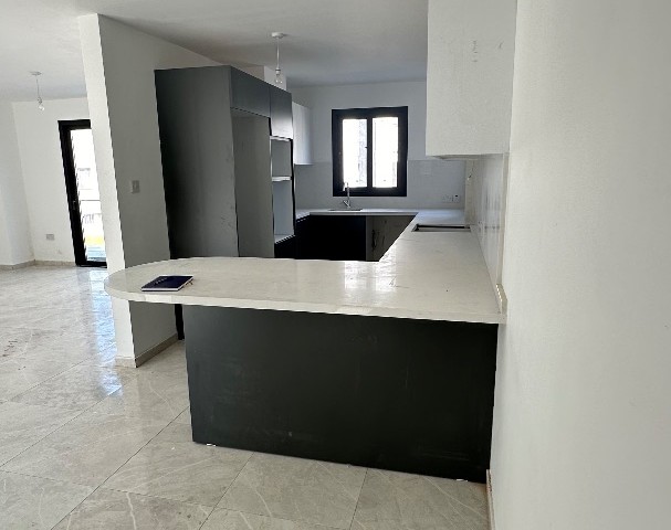 3+1 flat for sale in Kyrenia Center