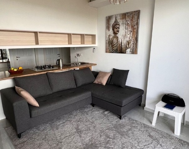 Girne Alsancak’ta satılık  full eşyalı 3+1 daire