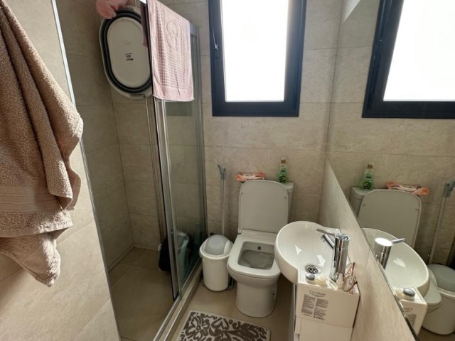 Girne Alsancak’ta satılık  full eşyalı 3+1 daire