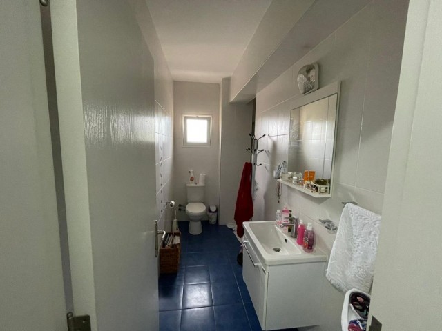 KUZEY KIBRIS, MAĞUSA, GÜLSEREN BÖLGESİNDE, SATILIK 3+1 GENİŞ  APT DAİRESİ