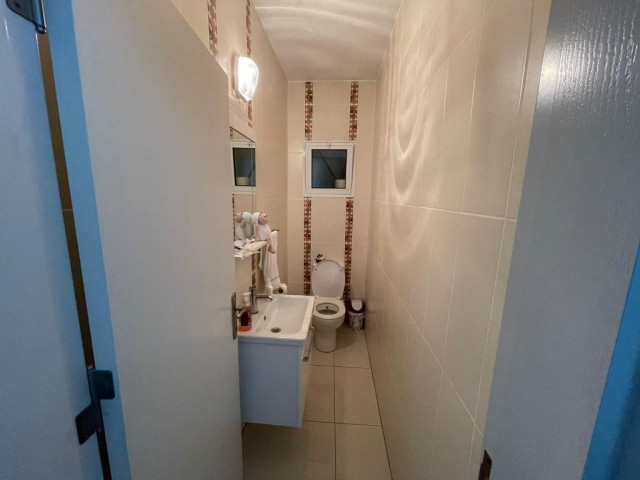 KUZEY KIBRIS, MAĞUSA, GÜLSEREN BÖLGESİNDE, SATILIK 3+1 GENİŞ  APT DAİRESİ