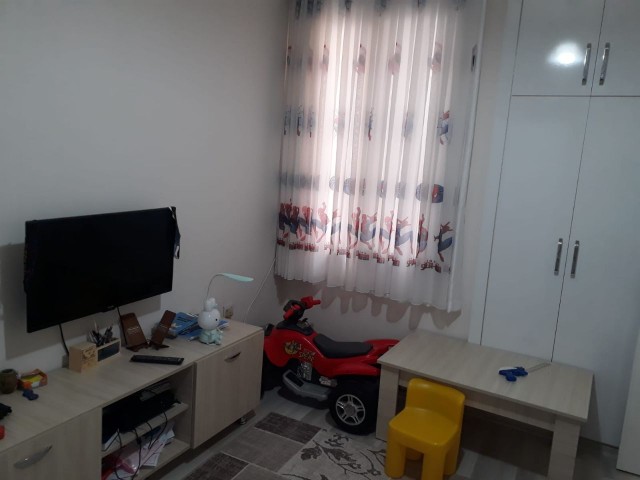 Kuzey Kıbrıs,Mağusa,Karakol bölgesı,satılık 3+1 eşyalı daire