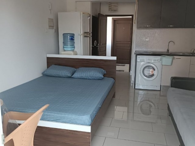 NORTH CYPRUS: STUDIO FOR RENTAL WITHIN THE SITE IN İSKELE LONG BEACH