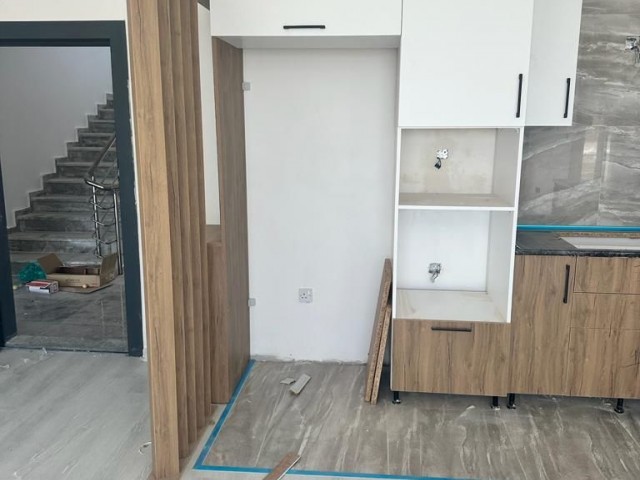 KUZEY KIBRIS: MAĞUSA MERKEZ  YENİ BİTEN SİTEDE SATILIK 3+1 DAİRE