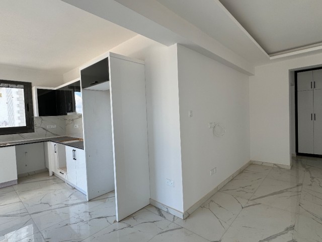 SPACIOUS AND SPACIOUS 3+1 FLAT FOR SALE IN FAMAGUSA ÇANAKKALE