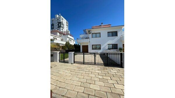 NORTH CYPRUS İSKELE CENTRAL 3+1 TRIPLEX FURNISHED FOR SALE