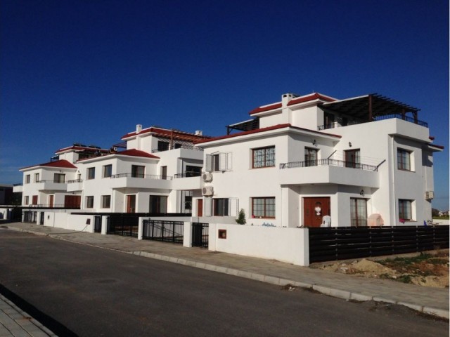 NORTH CYPRUS İSKELE CENTRAL 3+1 TRIPLEX FURNISHED FOR SALE