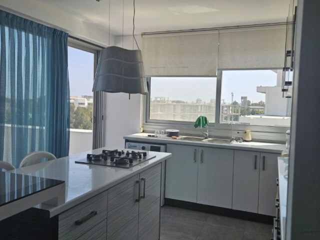 GAZİMAĞUSA OKUL İÇİ SATILIK  2+1 PENTHOUSE