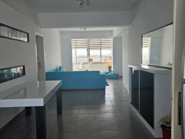 FAMAGUSTA INSIDE SCHOOL 2+1 PENTHOUSE ZU VERKAUFEN