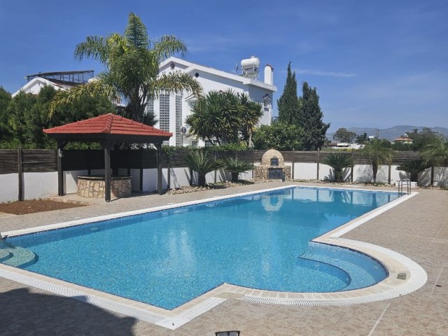 İSKELE BAHÇELER VILLA FOR RENT