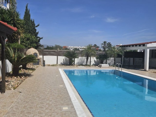 İSKELE BAHÇELER VILLA FOR RENT