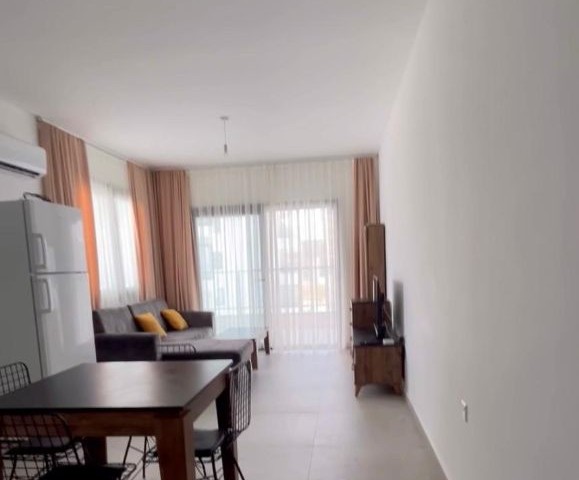 KUZEY KIBRIS LONGBEACH BÖLGESİ  KİRALIK 1+1 DAİRE 