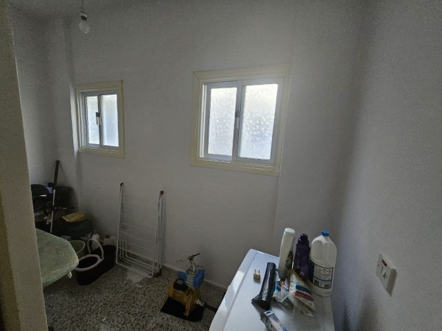 KUZEY KIBRIS  MAGUSA GULSEREN  SATILIK 3+1  DAİRE 