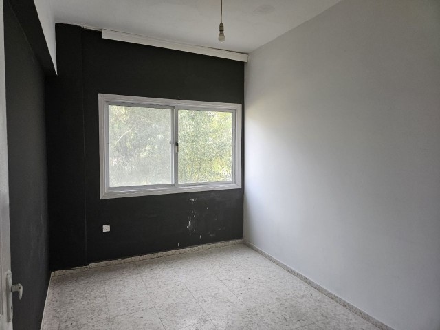 2+1 Flat For Sale in Famagusta Center Gülseren Region