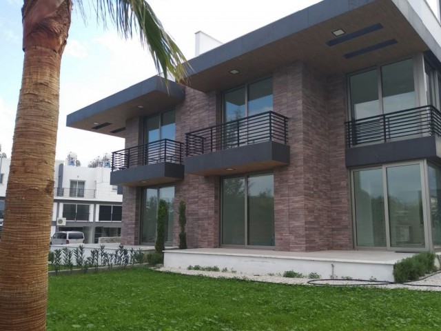 Villa For Sale in Alsancak, Kyrenia