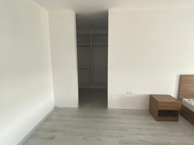 2+1 LUXUSMÖBLIERTE WOHNUNGEN ZU VERMIETEN IN NICOSIA MİNARELİKÖY, PROJEKT LEMON COUNTRY 34, MIT KOMPLETTEM BADEZIMMER UND KLEIDERZIMMER