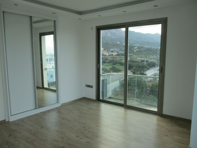 Penthouse Kaufen in Girne Merkez, Kyrenia