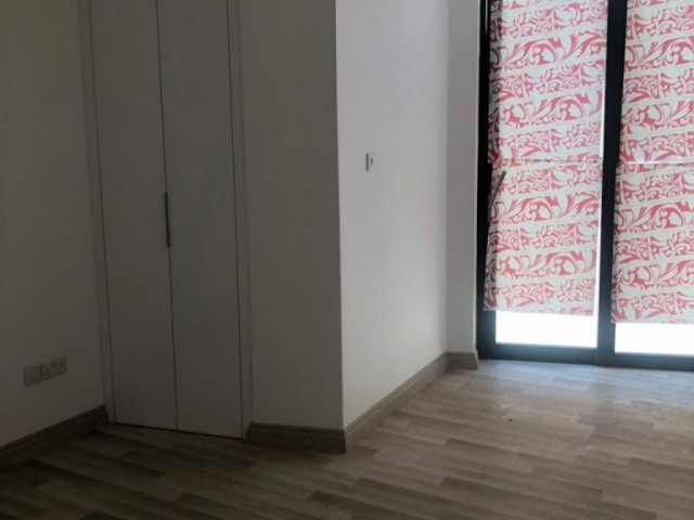 GİRNE PARK AVM'DE SATILIK 2+1 SIFIR DAİRE 100 M2  TERASI İLE 