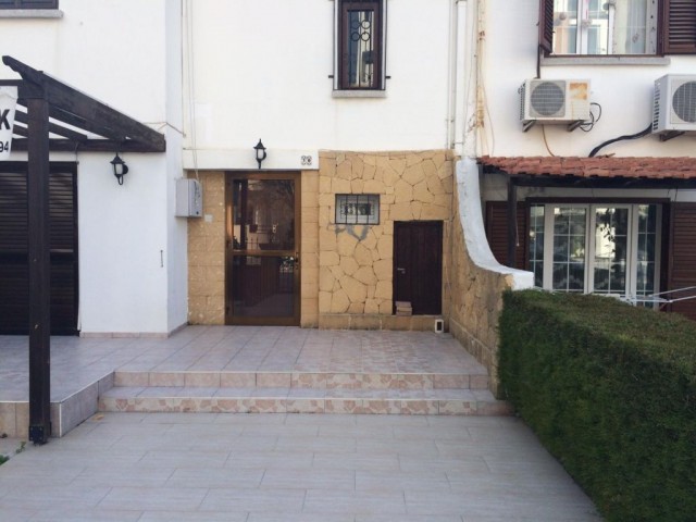 Detached House For Sale in Aşağı Girne, Kyrenia