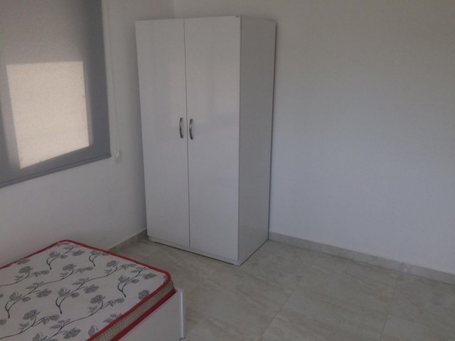 Flat To Rent in Zeytinlik, Kyrenia