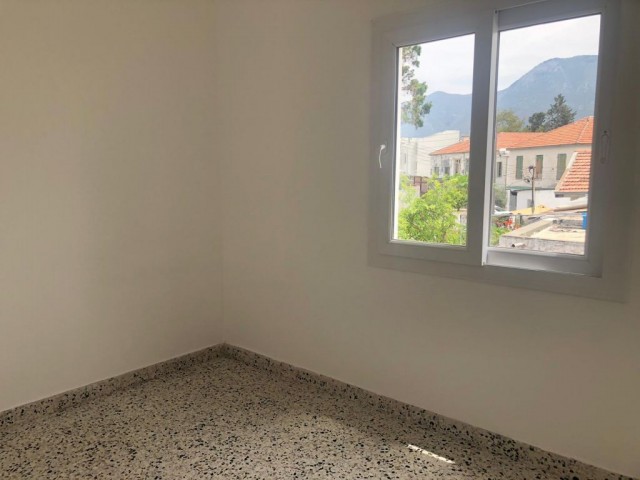 Detached House To Rent in Girne Merkez, Kyrenia