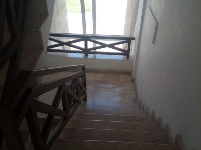 Flat To Rent in Girne Merkez, Kyrenia